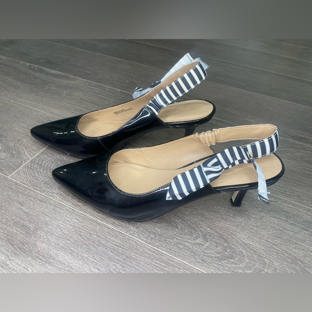 Black Slingback Heel with Ribbon Bow / Size 7